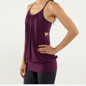 Lululemon women’s No Limits tank with built in bra